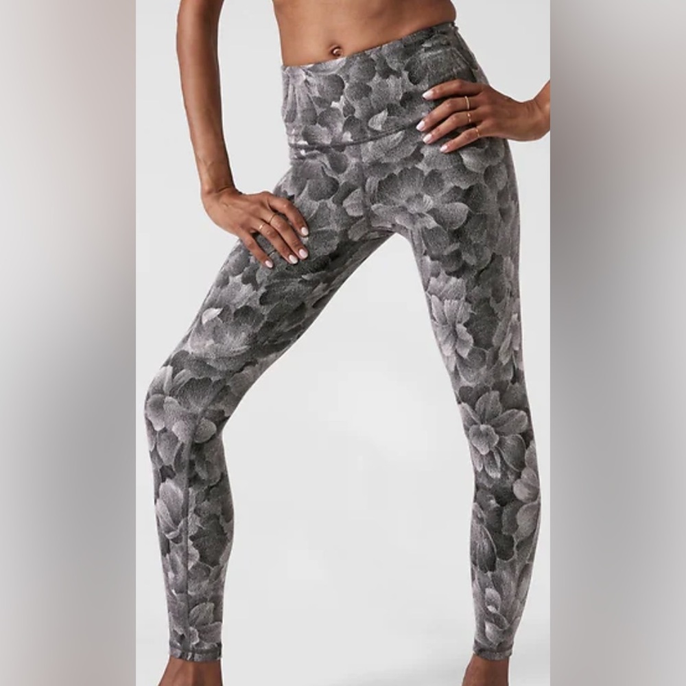 Athleta Elation Texture Tight